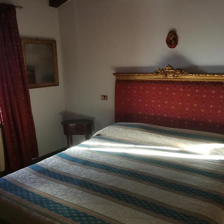 Pensjonat Casetta Verde Vaiano  Pokój zdjęcie
